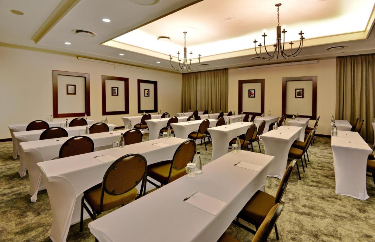 The Centurion Hotel المظهر الخارجي الصورة